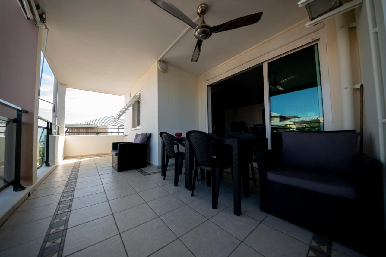 Eden Appartement, T2 49m2, 4 pers vue mer, piscine Saint-Gilles Les Bains Extérieur photo