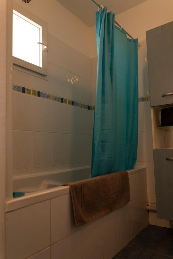 Eden Appartement, T2 49m2, 4 pers vue mer, piscine Saint-Gilles Les Bains Extérieur photo